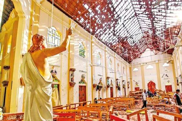 உயிர்த்த ஞாயிறு பயங்கரவாதத் தாக்குதல் இடம்பெற்று இன்றுடன்  7 ஆண்டுகள்