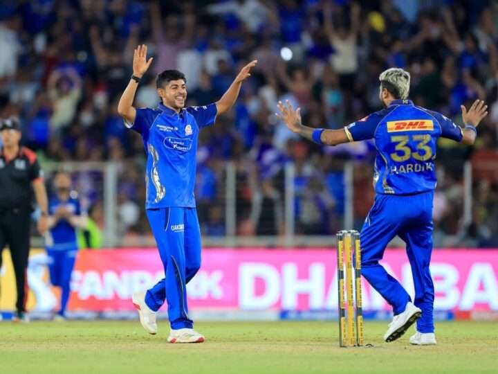 குஜராத்தை வீழ்த்தி மும்பை அபார வெற்றி!