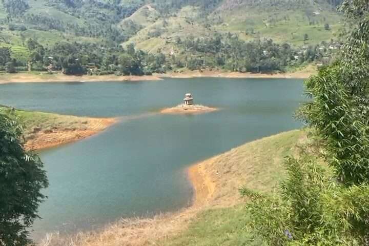 காசல்ரீ, மவுசாக்கலை நீர்த்தேக்கங்களின் நீர்மட்டம் வீழ்ச்சி