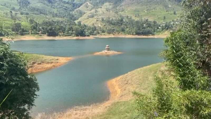 காசல்ரீ, மவுசாக்கலை நீர்த்தேக்கங்களின் நீர்மட்டம் வீழ்ச்சி