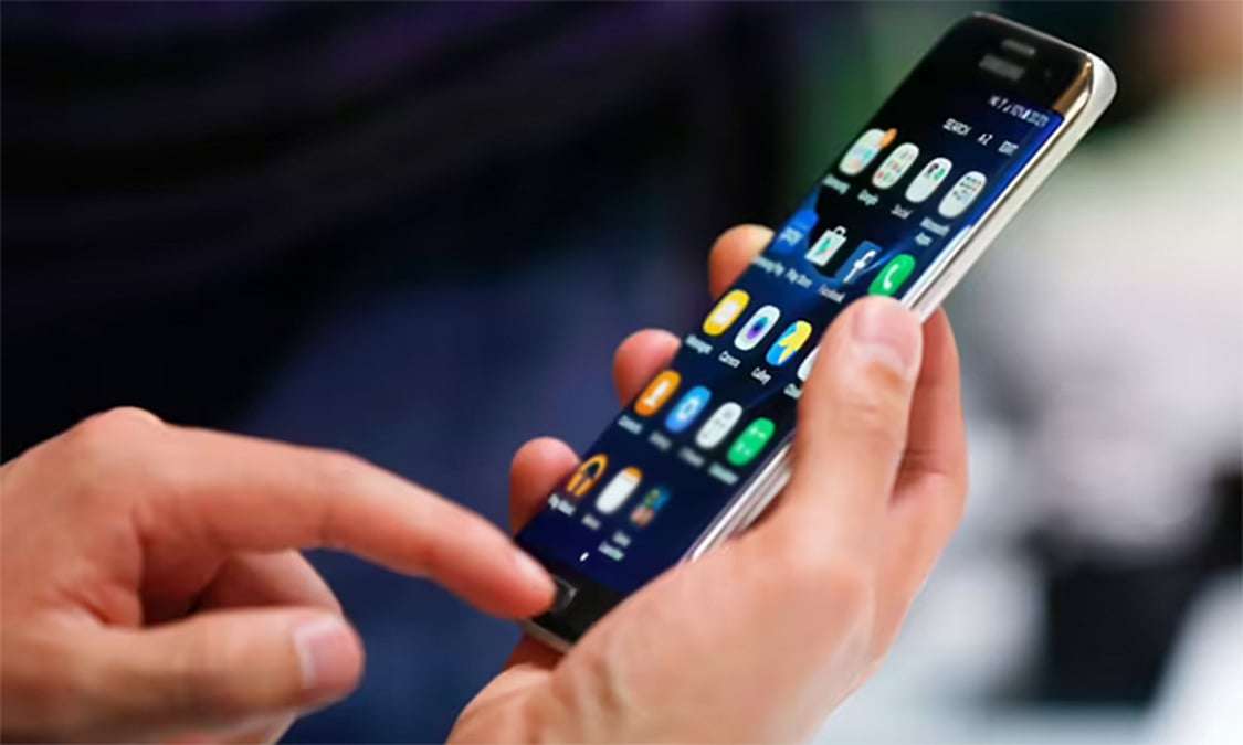 தொலைபேசி செயலிகளை பதிவிறக்கம் செய்வதிலும், அவற்றை பயன்படுத்துவதிலும் இந்தியா முன்னிலையில்