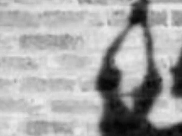 ஏ.சி. வாங்கித் தராததால் இளம்பெண் தற்கொலை!