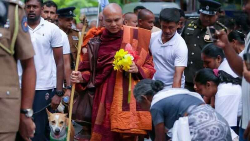 சமாதான நடைபயணம் பொதுமக்களிடம் பொலிஸார் வேண்டுகோள்!