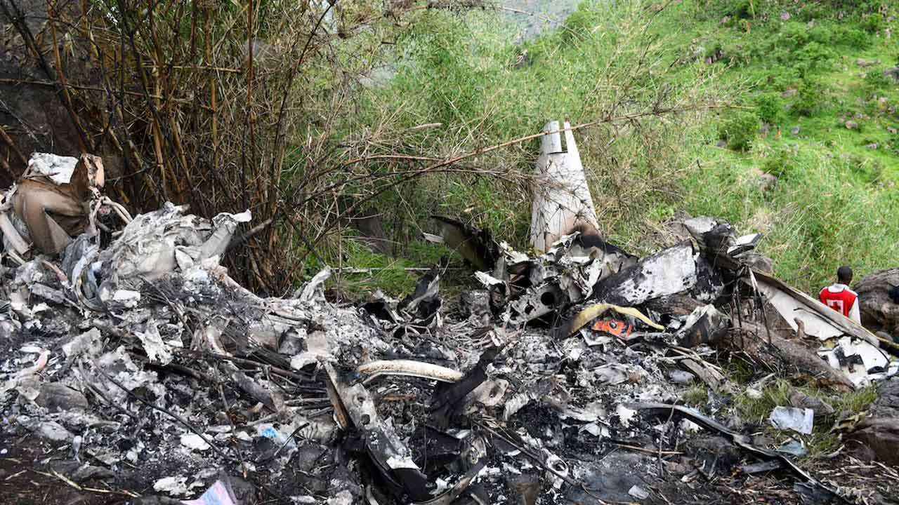 தெற்கு சூடானில் விமான விபத்து: 14 பேர் பலி!