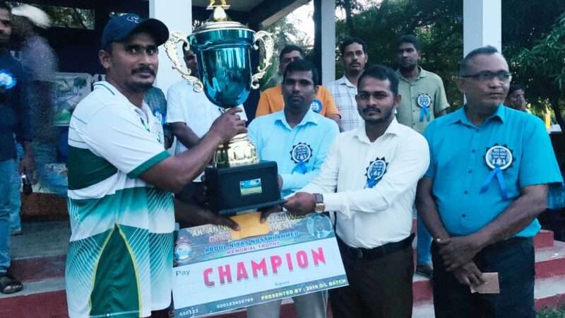 மர்ஹும் நுஸ்தி வெற்றி கிண்ணத்தை 2004 சுனாமி அணி தனதாக்கியது!