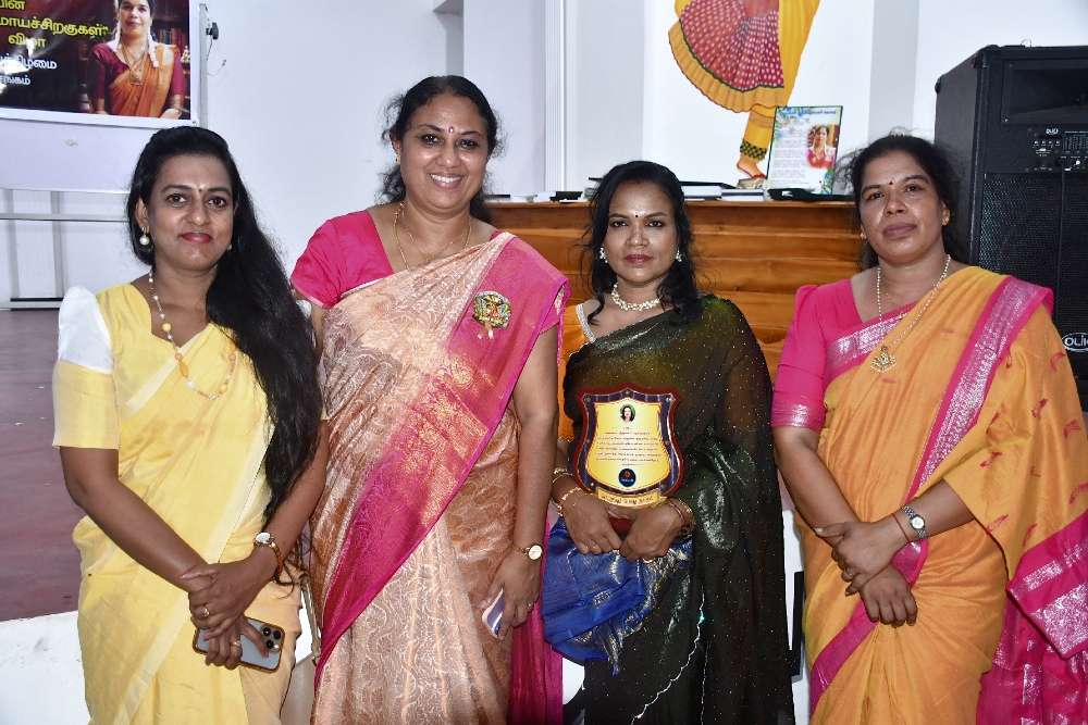 தேசிய விருதை இருமுறை வென்ற கிழக்கின் பெண் ஊடக ஆளுமை மட்டு!