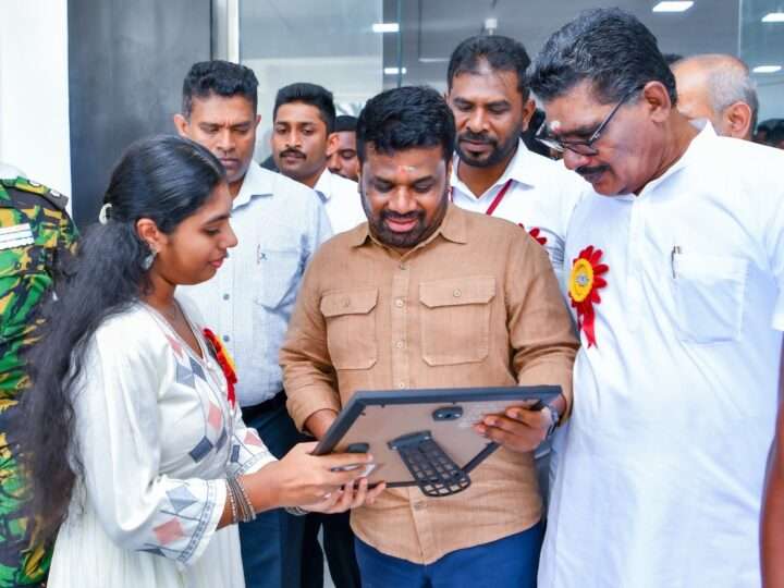 மட்டக்களப்பு பொது நூலகத்தின் புதிய கட்டிடம் ஜனாதிபதியின் பங்கேற்புடன் மக்களிடம் கையளிப்பு!