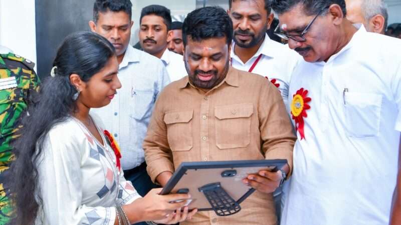மட்டக்களப்பு பொது நூலகத்தின் புதிய கட்டிடம் ஜனாதிபதியின் பங்கேற்புடன் மக்களிடம் கையளிப்பு!