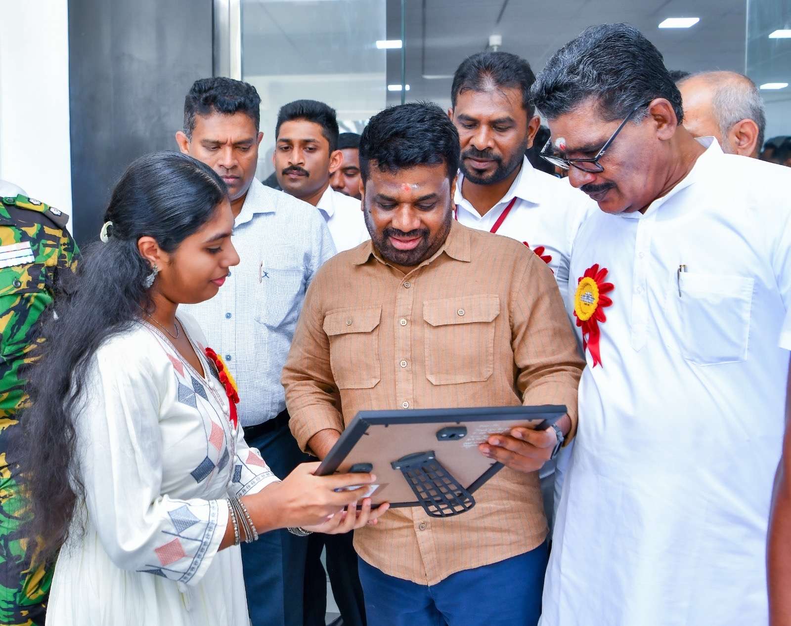 மட்டக்களப்பு பொது நூலகத்தின் புதிய கட்டிடம் ஜனாதிபதியின் பங்கேற்புடன் மக்களிடம் கையளிப்பு!