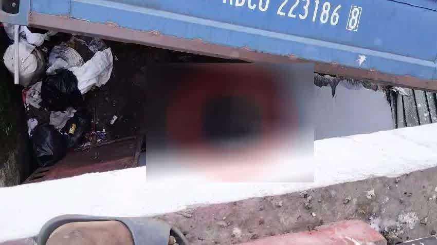 லொறிக்கும் – சுவருக்கும் இடையில் சிக்குண்டு 24 வயது இளைஞர் பலி!