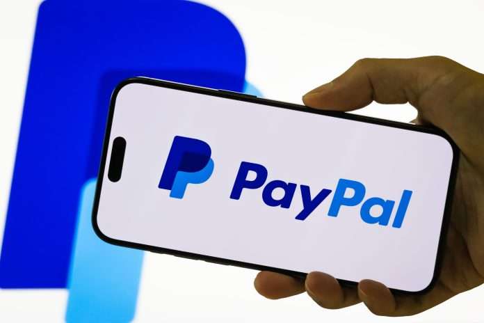 விரைவில் வருகிறது PayPal!