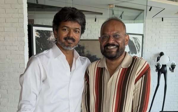 முதல்வர் விஜய்யை சந்தித்து வெங்கட் பிரபு