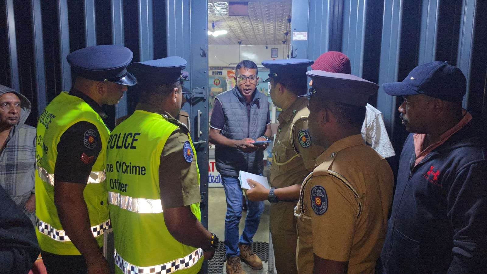 வெட்டுக்காயங்களுடன் சடலமாக மீட்க்கப்பட்ட வயோதிய தம்பதியினர் 