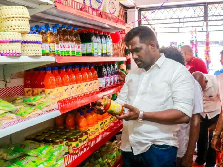 நாடே சுபீட்சம் ஆக்கும் விருட்சம் கற்பக தரு வளம்
