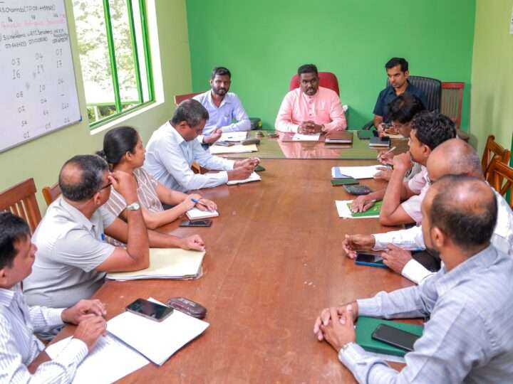 இரத்தினபுரி தேயிலைக் கைத்தொழில் மேம்பாடுத்துவது தொடர்பாக விசேட கலந்துரையாடல்