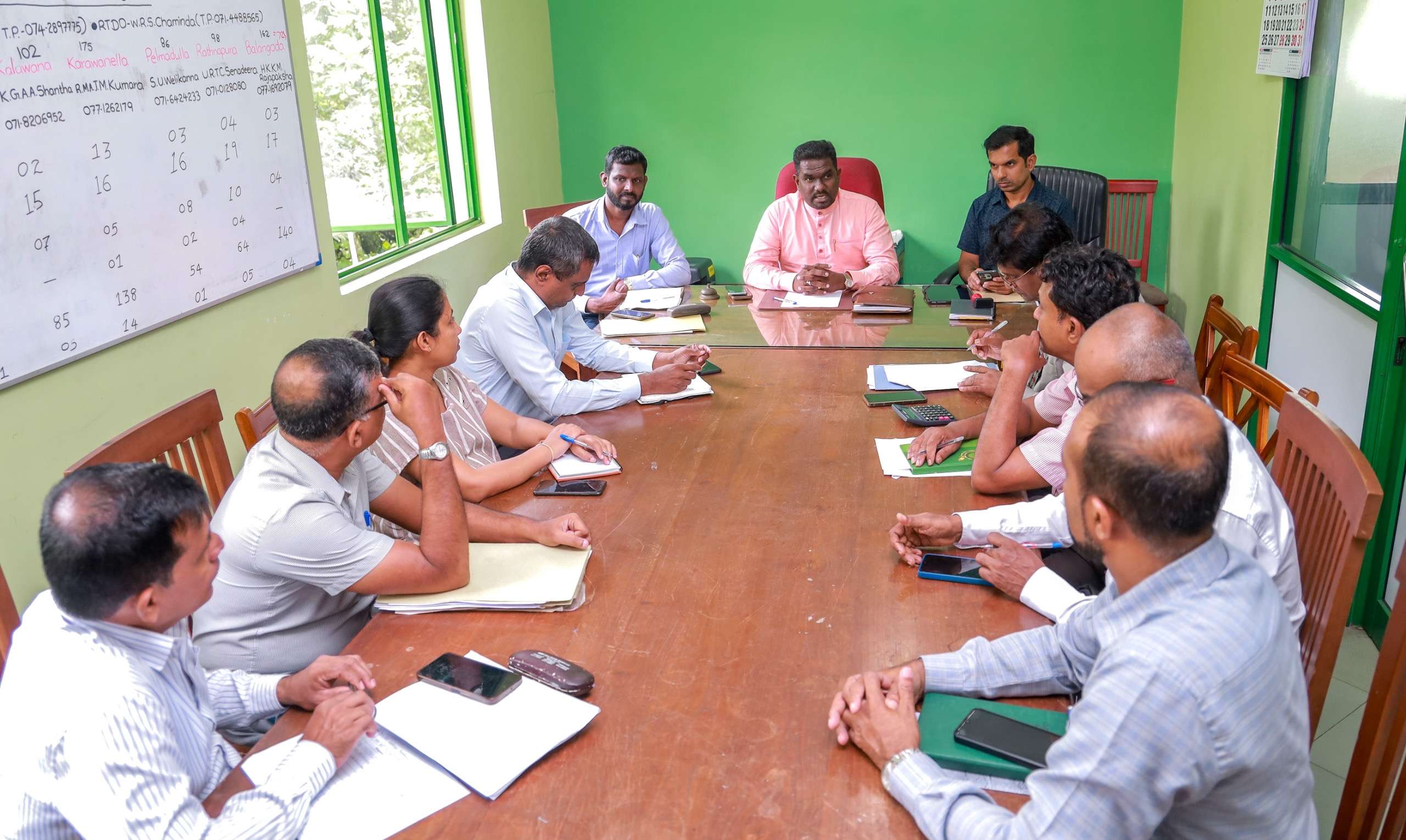 இரத்தினபுரி தேயிலைக் கைத்தொழில் மேம்பாடுத்துவது தொடர்பாக விசேட கலந்துரையாடல்