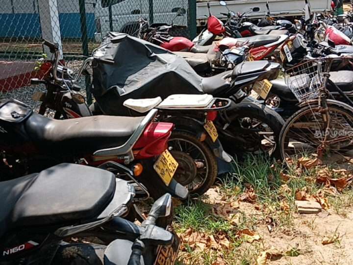 பொதுமக்களுக்கு இடையூறு – மேலும் பல மோட்டார் சைக்கிள்கள் சிக்கின