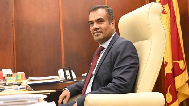 டொலருக்கு நிகரான ரூபாயின் வீழ்ச்சி பொருளாதார நெருக்கடி அல்ல