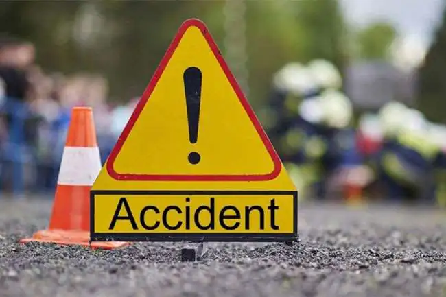 யாழ்ப்பாணம் – கண்டி பிரதான வீதியில் பேருந்தில் சிக்கி ஆசிரியை பலி