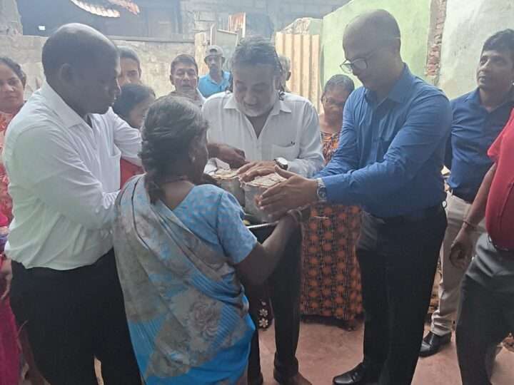 கொழும்பில் வறிய குடும்பங்களுக்கு 10 இலட்சம் ரூபா நிதியுதவி