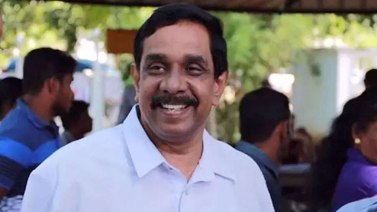 கைதான முன்னாள் அமைச்சர் ஜகத் புஷ்பகுமார பிணையில் விடுதலை