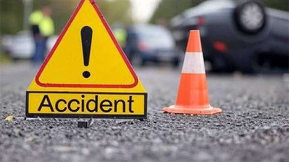 கிராண்ட்பாஸில் விபத்து – வாகன போக்குவரத்து பாதிப்பு