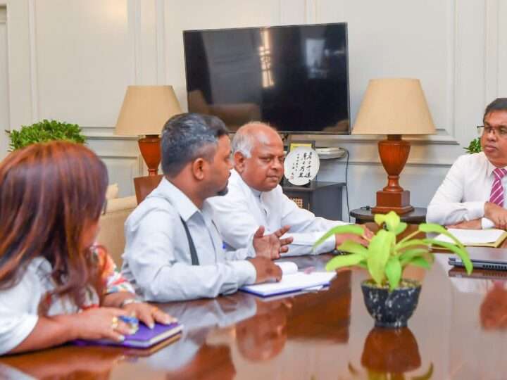 ஜனாதிபதியின் செயலாளருக்கும் மாற்றுத்திறனாளிகள் சமூகத்திற்கும் இடையில் சந்திப்பு