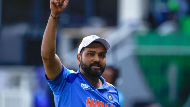 வரலாற்று சதத்துடன் ஓய்வு வதந்திகளுக்கு முற்றுப்புள்ளி வைத்த ரோகித்