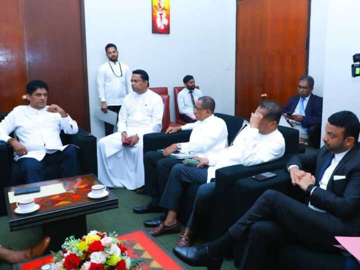எதிர்க்கட்சிப் பிரதிநிதிகளின் விசேட கலந்துரையாடல் ஆரம்பம்