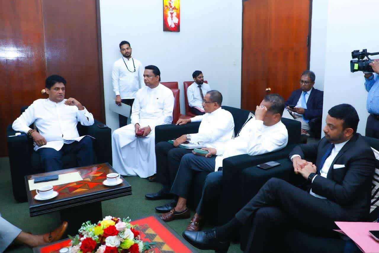 எதிர்க்கட்சிப் பிரதிநிதிகளின் விசேட கலந்துரையாடல் ஆரம்பம்