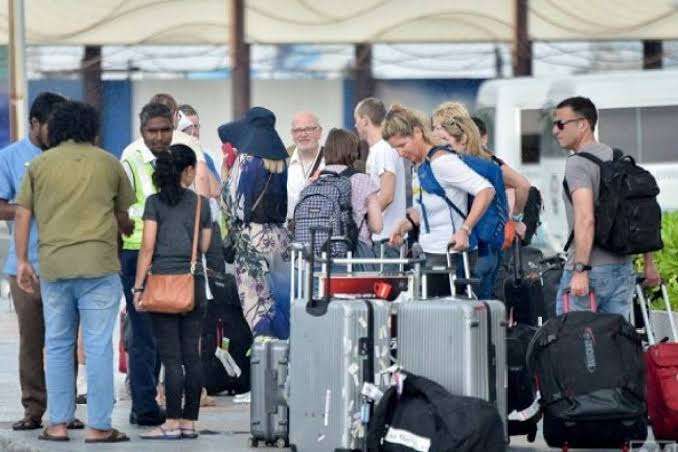 சுற்றுலாப் பயணிகளின் வருகையில் வீழ்ச்சி