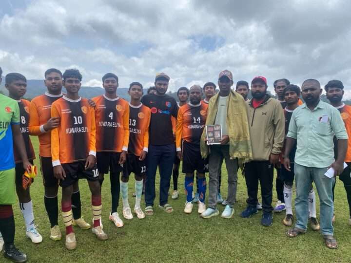 மலையகத்திற்கு பெருமை சேர்க்கும் கால்பந்து வீரர் ஜோன் ஸ்டீபன் ராஜ் கௌரவிப்பு!