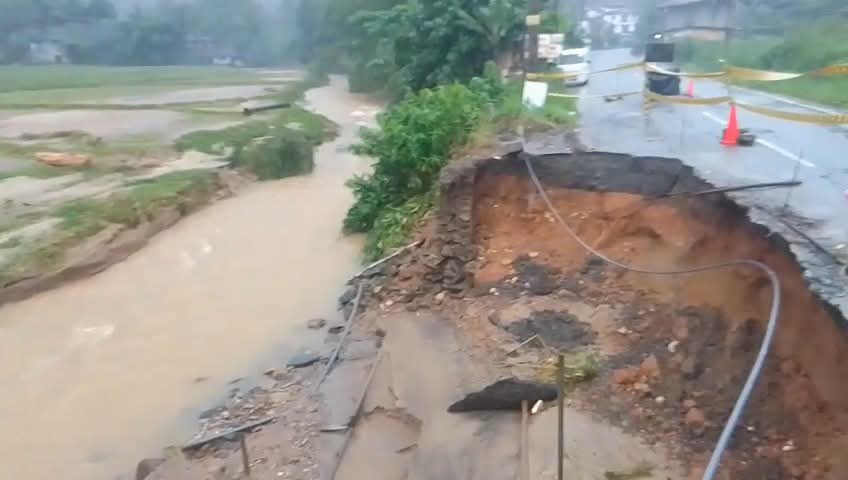 நுவரெலியாவில் சீரற்ற வானிலையால் 1,091 குடும்பங்கள் பாதிப்பு!