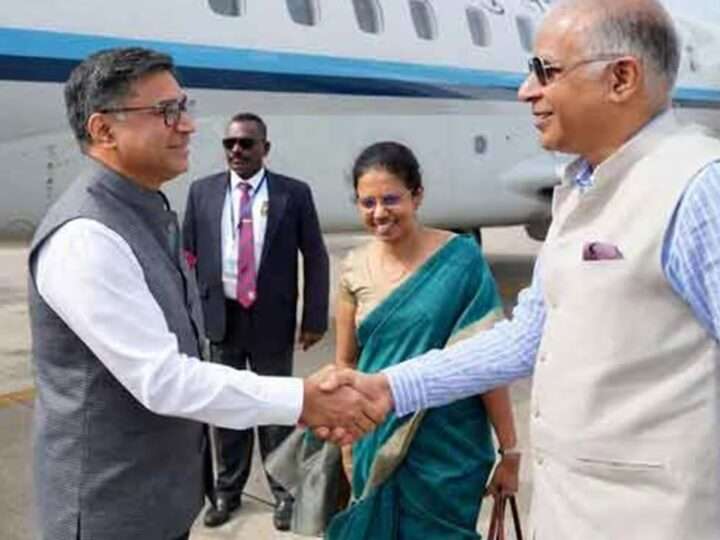இந்திய வெளியுறவுச் செயலாளர் இலங்கை வருகை