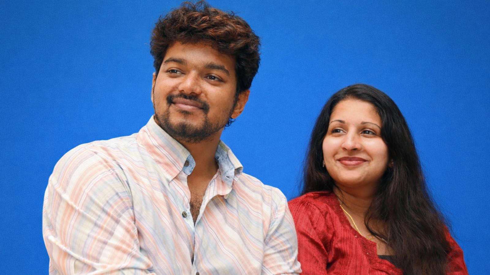 விவாகரத்து மனுவை திரும்பப் பெற்றார் சங்கீதா!