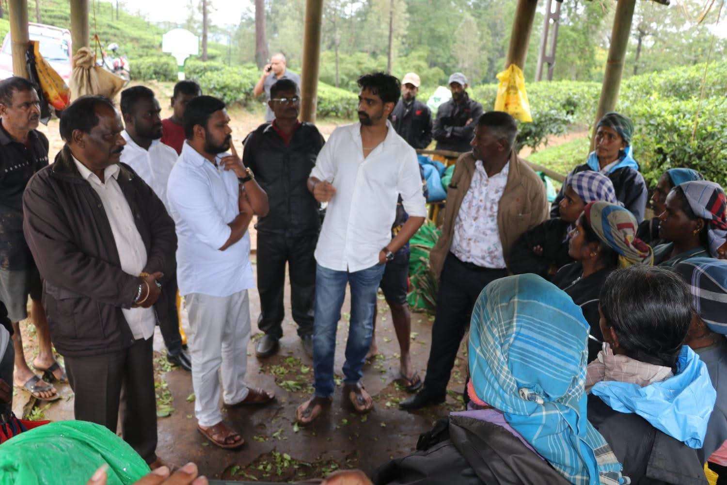 கொட்டகலையில் அனர்த்தத்தால் பாதிக்கப்பட்ட மக்களை சந்தித்த ஜீவன் தொண்டமான்!