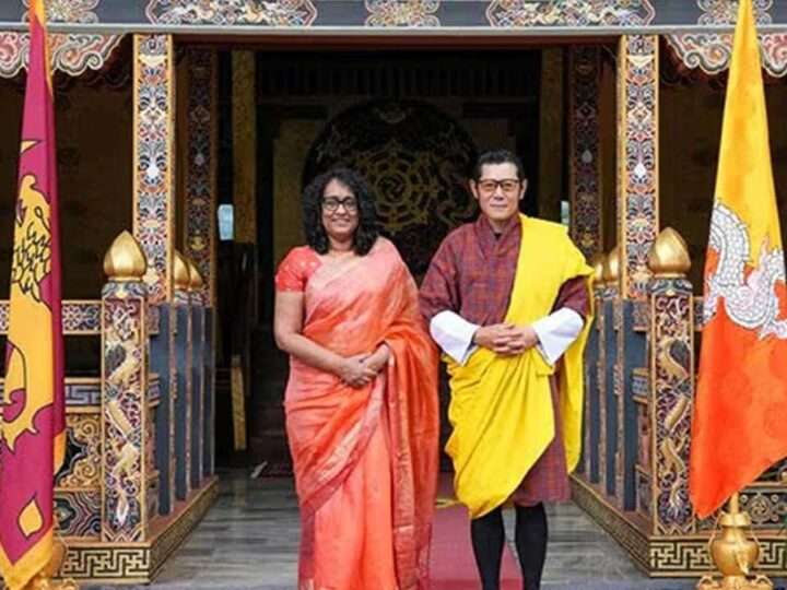 பிரதமர் ஹரிணி பூட்டானின் வாங்சுக் அரசரைச் சந்தித்தார்