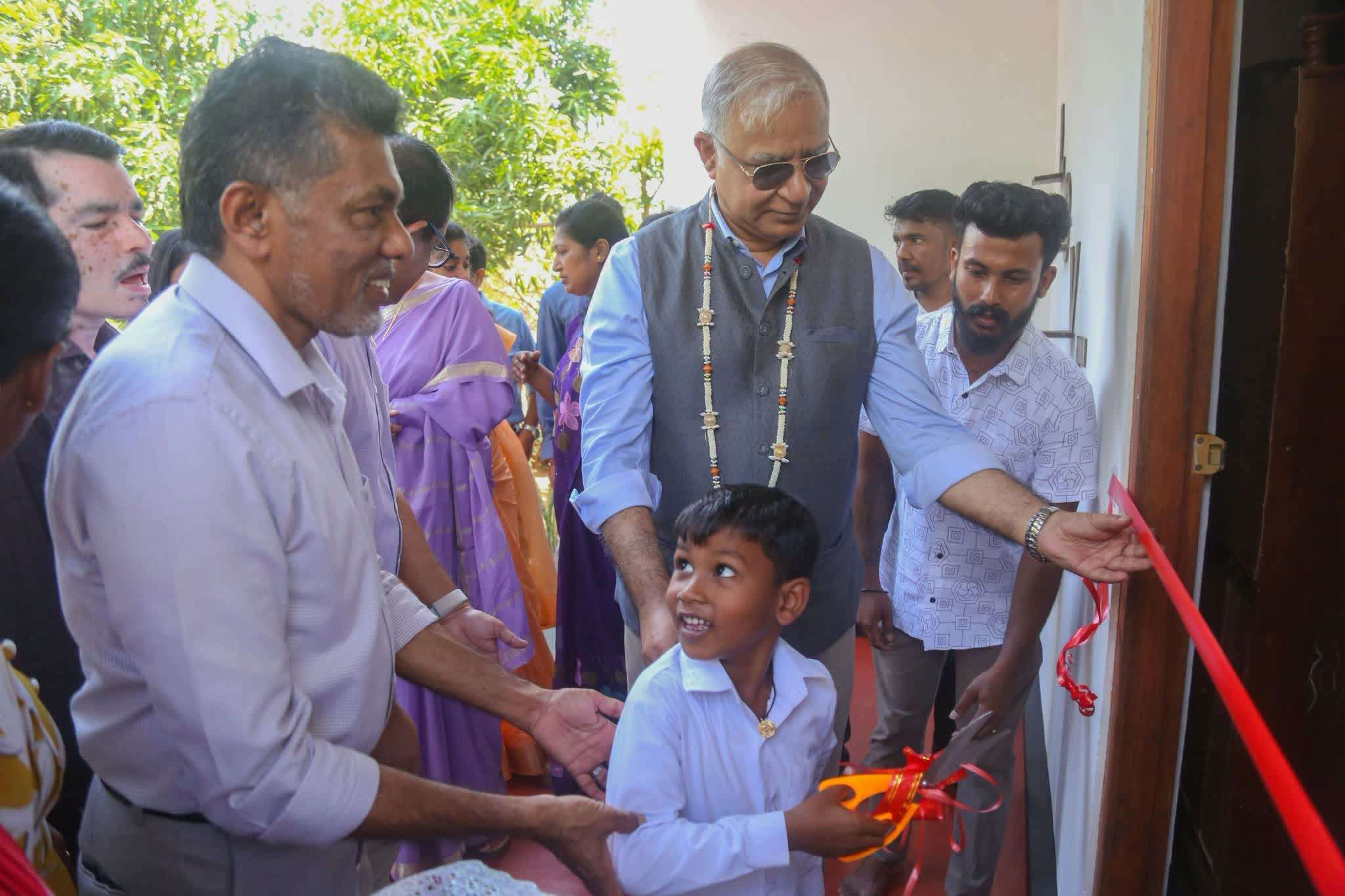இந்திய உதவியுடன் பொலன்னறுவையில்24 புதிய வீடுகள் மக்களிடம் கையளிப்பு!