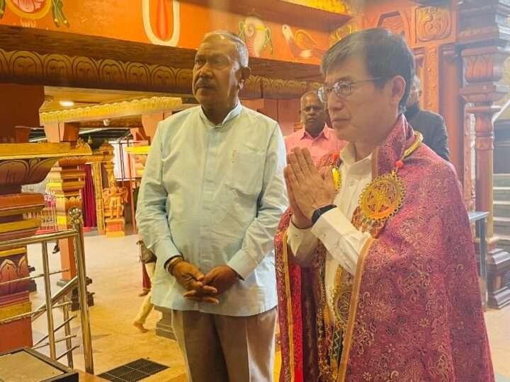 ஜப்பான் தூதுவர் சீதா எலிய சீதையம்மன் ஆலயத்தில் விசேட வழிபாடு: பாராளுமன்ற உறுப்பினர் வி.இராதாகிருஷ்ணன் வரவேற்பு