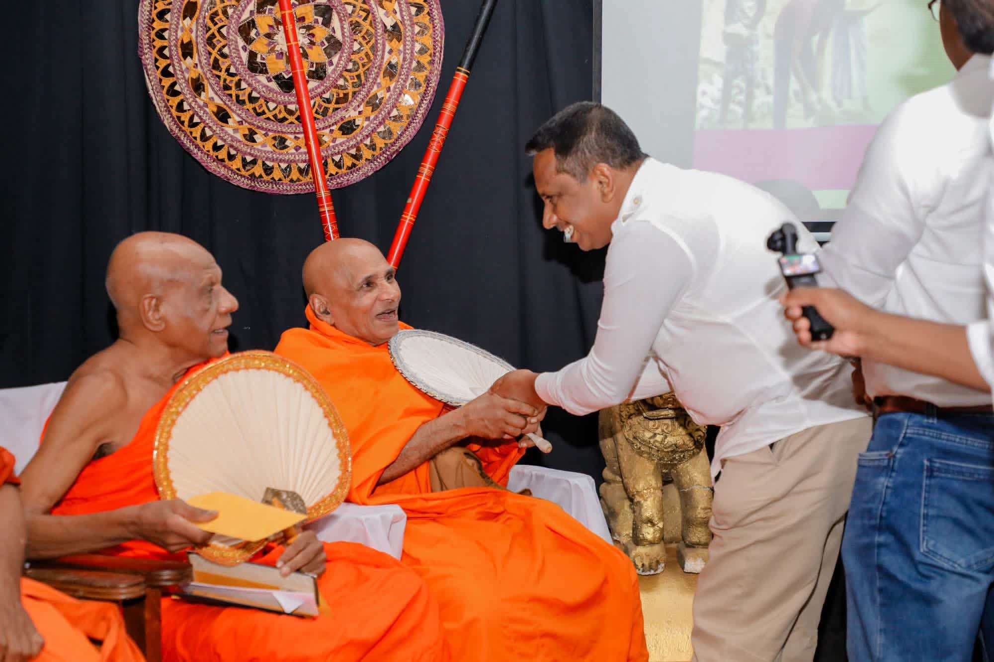 பதுளை மாவட்டத்தின் 100 ஆன்மீக தலங்களின் அபிவிருத்திக்காக ரூ. 50 மில்லியன் நிதி ஒதுக்கீடு!